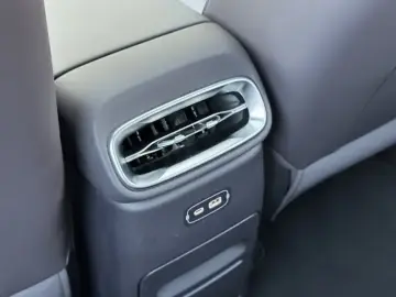 2025 Leapmotor B10 с пробегом 87 000 км