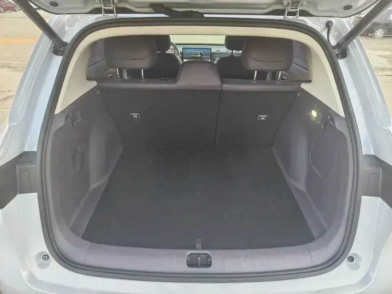 2025 Leapmotor B10 с пробегом 43 000 км