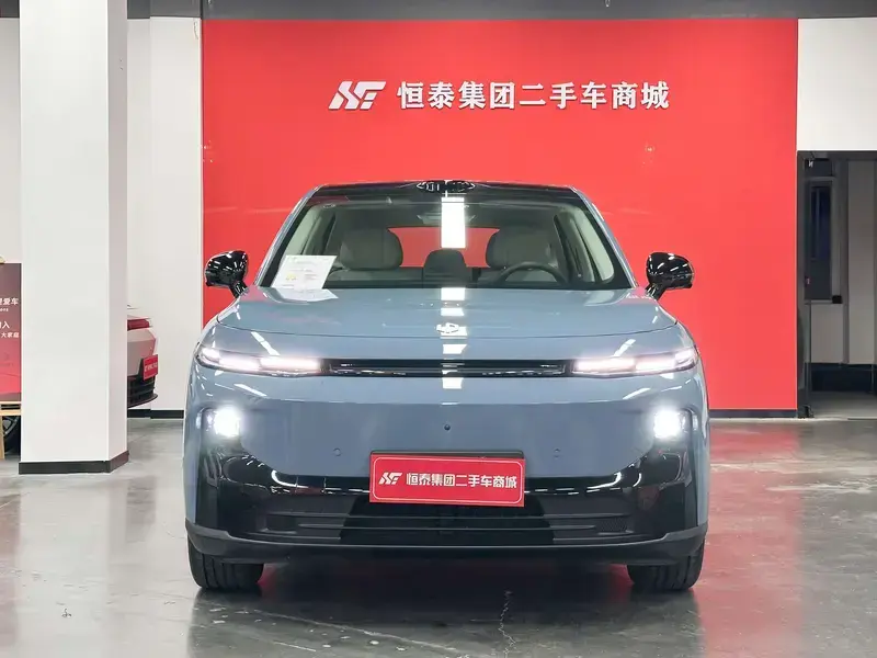 2025 Leapmotor B10 с пробегом 21 600 км