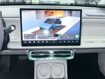 2025 Leapmotor B10 с пробегом 21 600 км