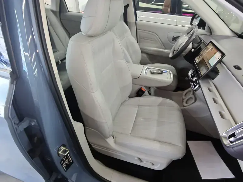 2025 Leapmotor B10 с пробегом 24 500 км