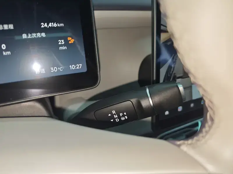 2025 Leapmotor B10 с пробегом 24 500 км