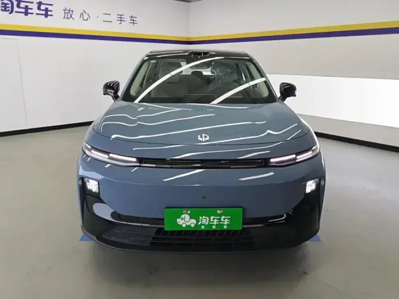 2025 Leapmotor B10 с пробегом 21 000 км