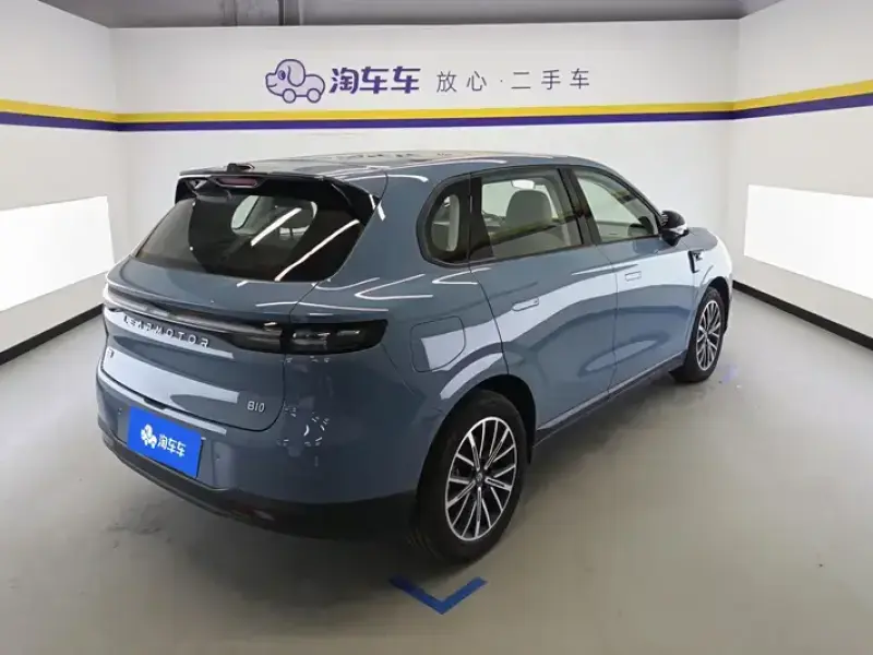 2025 Leapmotor B10 с пробегом 21 000 км