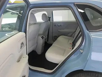 2025 Leapmotor B10 с пробегом 21 000 км