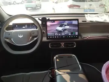 2025 Leapmotor B10 с пробегом 73 000 км