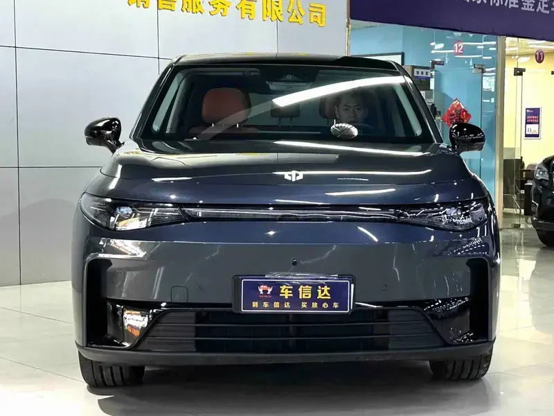 2026 Leapmotor C10 с пробегом 11 000 км