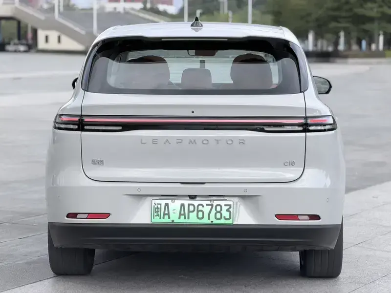 2026 Leapmotor C10 с пробегом 24 500 км