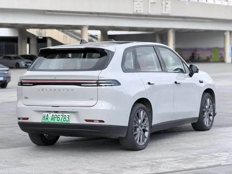 2026 Leapmotor C10 с пробегом 24 500 км