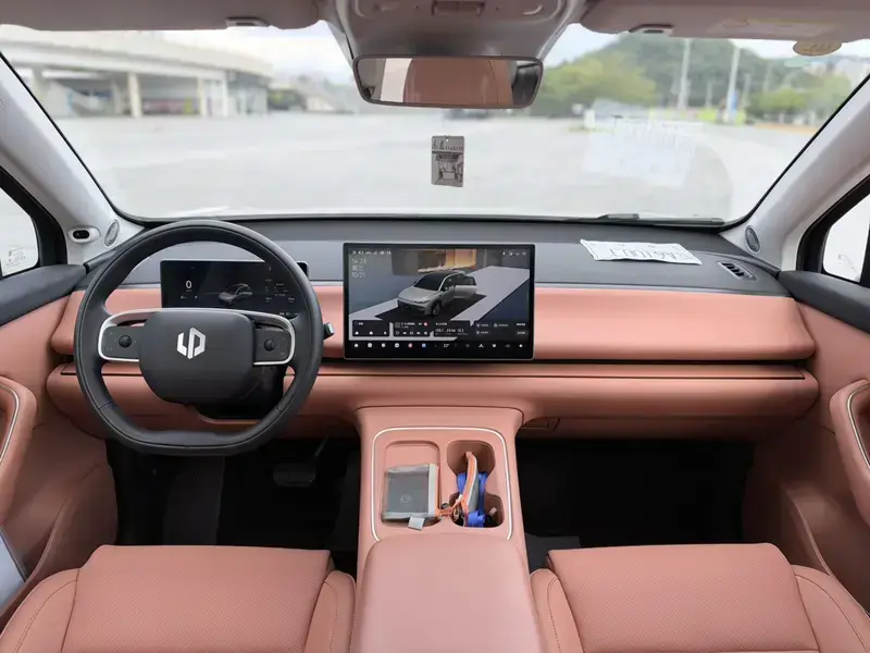 2026 Leapmotor C10 с пробегом 24 500 км