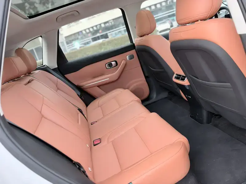 2026 Leapmotor C10 с пробегом 24 500 км