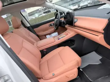 2026 Leapmotor C10 с пробегом 24 500 км