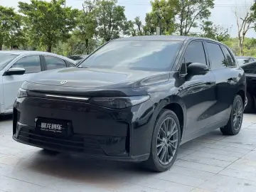 Leapmotor C10