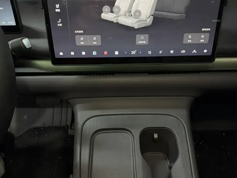 2024 Leapmotor C10 с пробегом 119 000 км