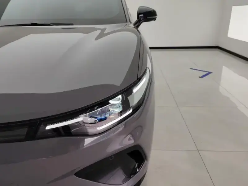 2026 Leapmotor B05 (Lafa 5) с пробегом 5 000 км