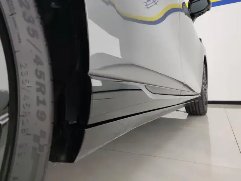 2026 Leapmotor B05 (Lafa 5) с пробегом 5 000 км