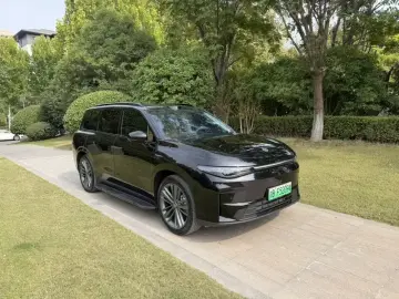 2026 Leapmotor C16 с пробегом 13 000 км