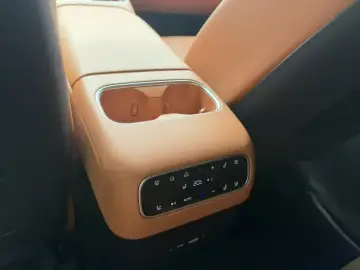 2026 Leapmotor C16 с пробегом 13 000 км