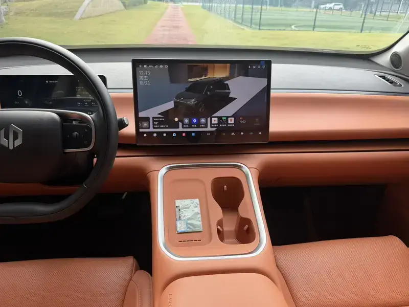 2026 Leapmotor C16 с пробегом 13 000 км