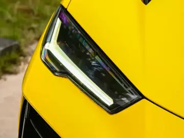 2023 Lamborghini Urus с пробегом 16 000 км
