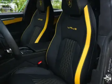 2023 Lamborghini Urus с пробегом 16 000 км