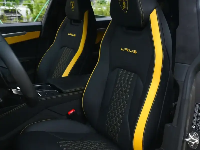 2023 Lamborghini Urus с пробегом 16 000 км