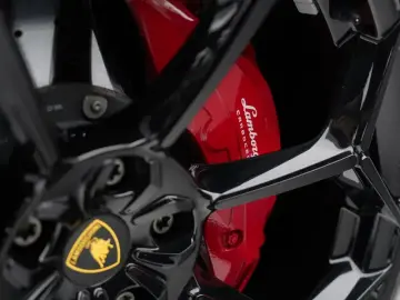 2022 Lamborghini Urus с пробегом 42 000 км