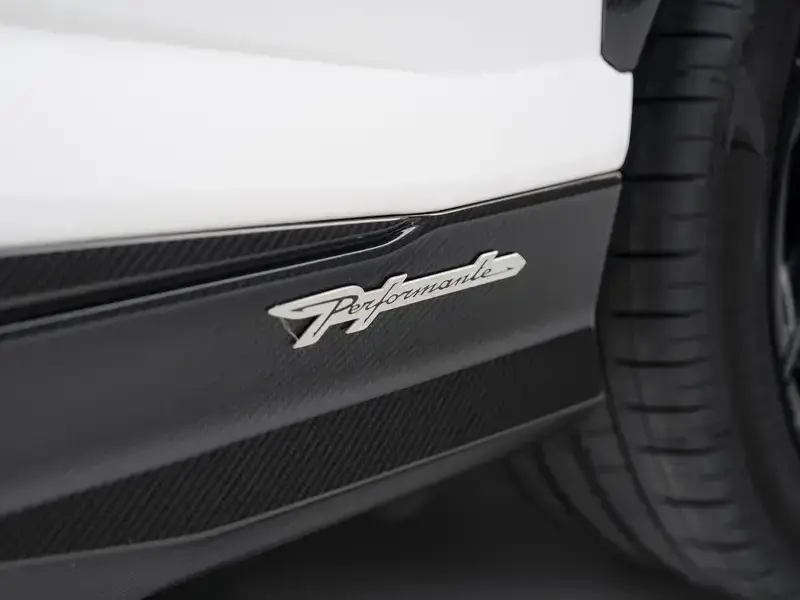 2022 Lamborghini Urus с пробегом 42 000 км