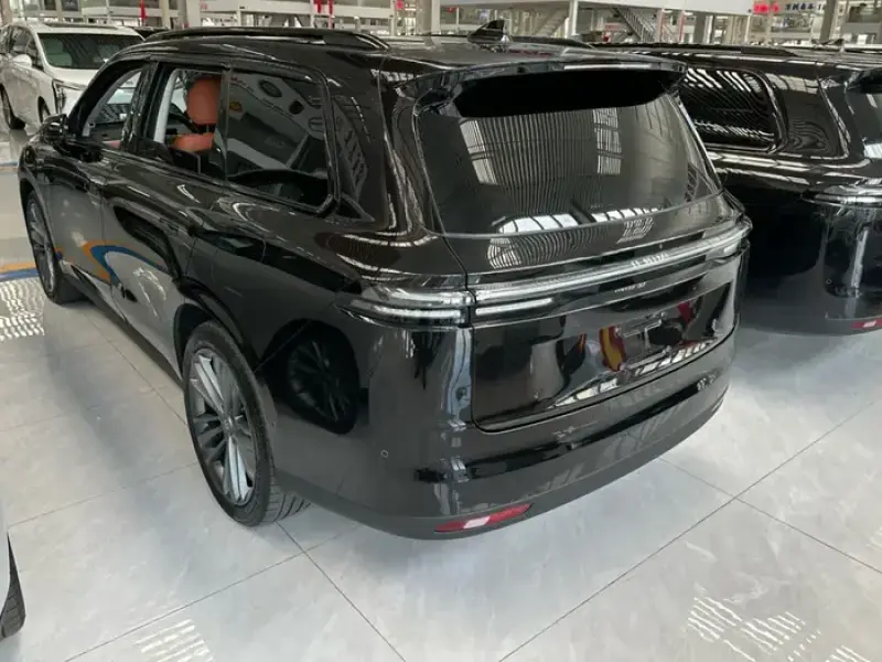 2026 Leapmotor C16 с пробегом 19 000 км