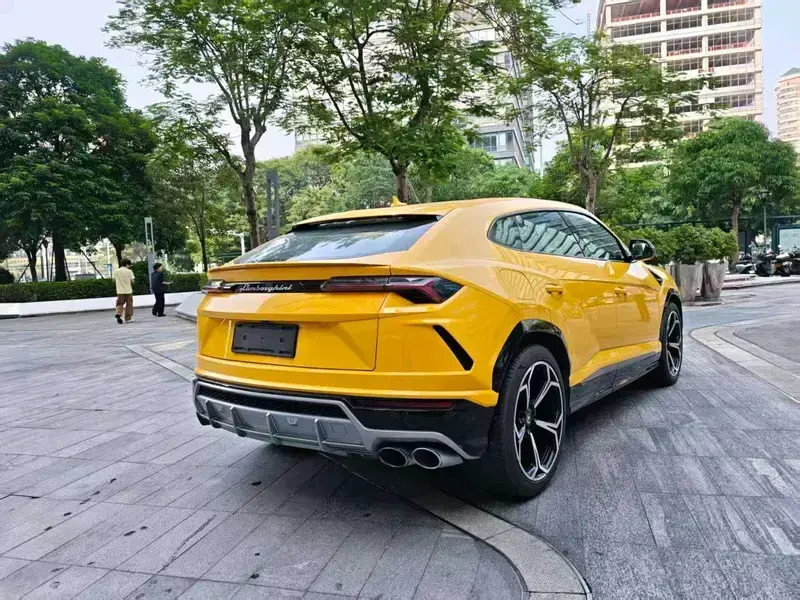 2021 Lamborghini Urus с пробегом 62 000 км