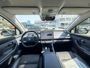 2024 Leapmotor C16 с пробегом 40 000 км