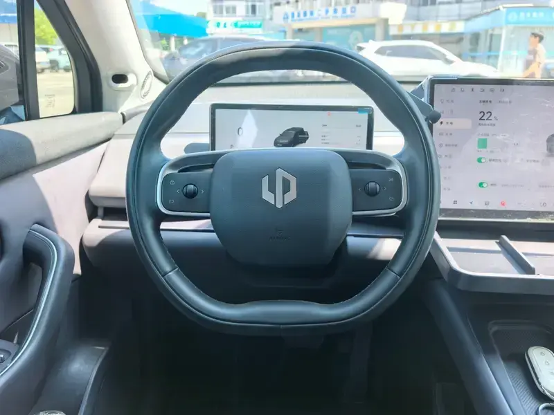 2024 Leapmotor C16 с пробегом 40 000 км