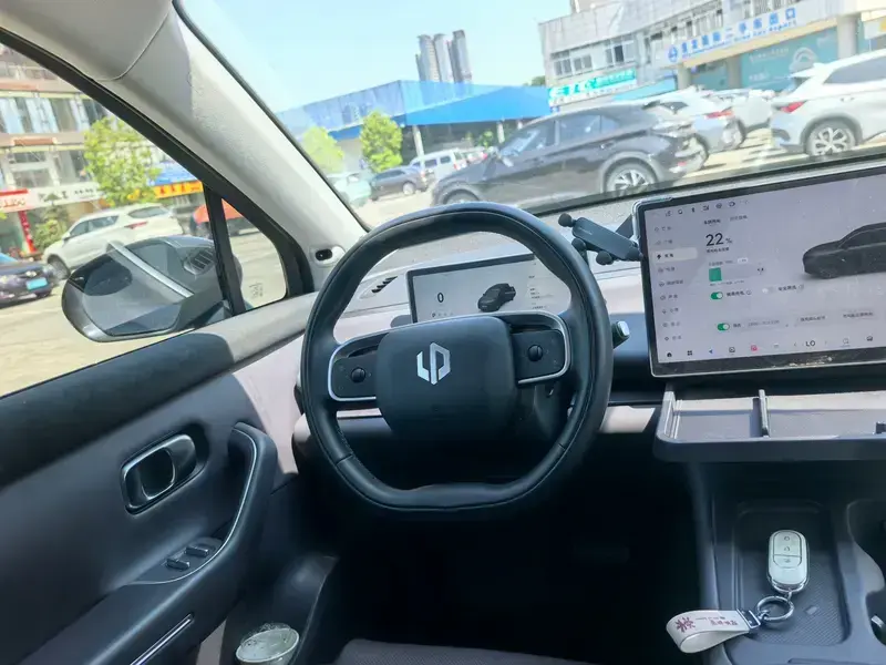 2024 Leapmotor C16 с пробегом 40 000 км