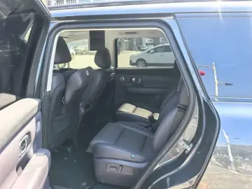 2024 Leapmotor C16 с пробегом 40 000 км