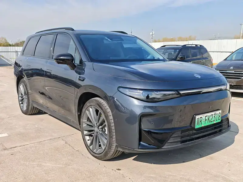 2024 Leapmotor C16 с пробегом 30 000 км