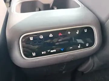 2024 Leapmotor C16 с пробегом 30 000 км