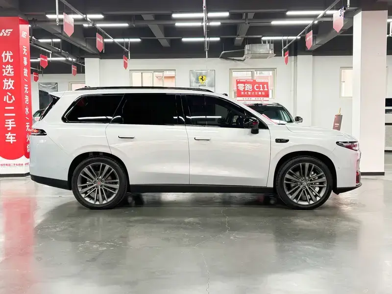 2026 Leapmotor C16 с пробегом 14 000 км