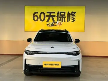 2026 Leapmotor C16 с пробегом 35 500 км