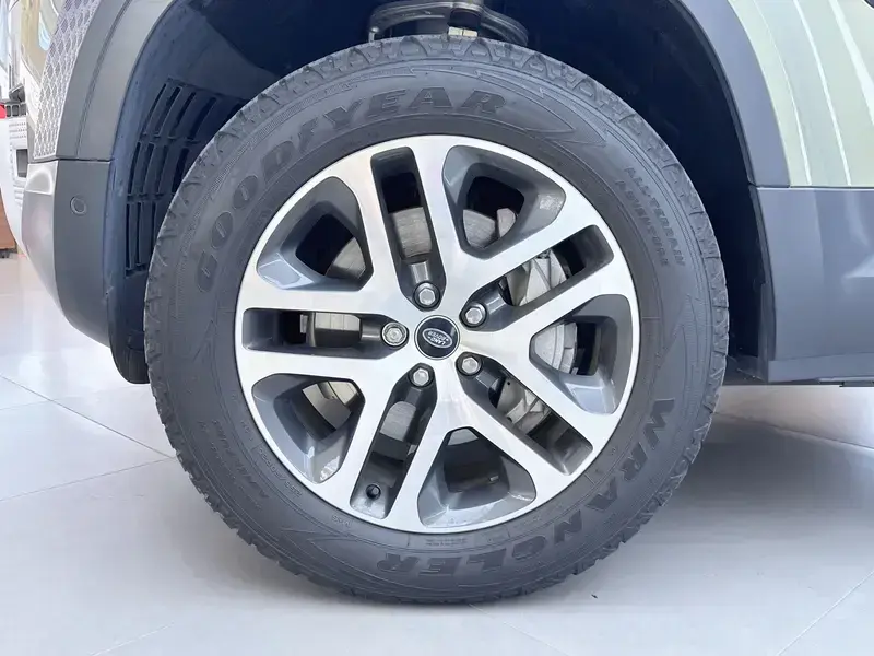 2023 Land Rover Defender с пробегом 36 000 км