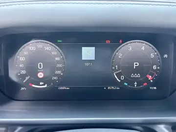 2023 Land Rover Defender с пробегом 36 000 км