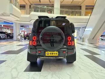 2021 Land Rover Defender с пробегом 86 000 км