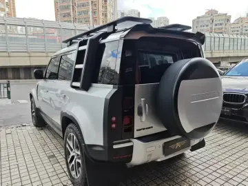 2020 Land Rover Defender с пробегом 82 000 км