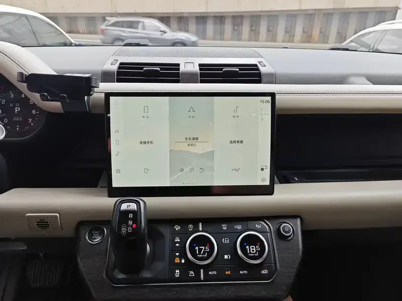 2020 Land Rover Defender с пробегом 82 000 км