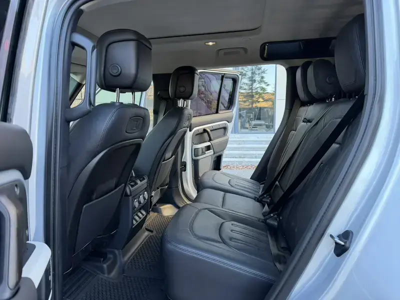 2020 Land Rover Defender с пробегом 70 000 км