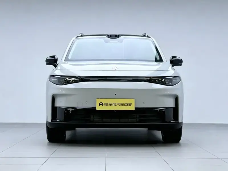 2026 Leapmotor C16 с пробегом 28 500 км