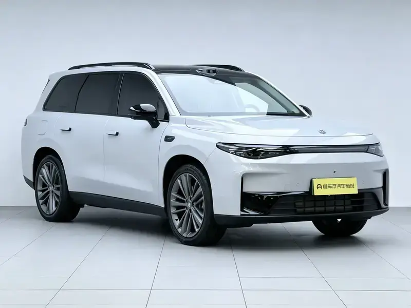 2026 Leapmotor C16 с пробегом 28 500 км