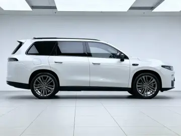2026 Leapmotor C16 с пробегом 28 500 км