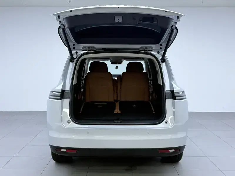 2026 Leapmotor C16 с пробегом 28 500 км