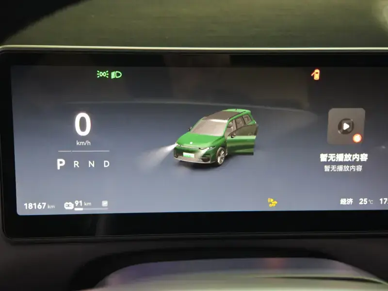 2026 Leapmotor C16 с пробегом 18 100 км