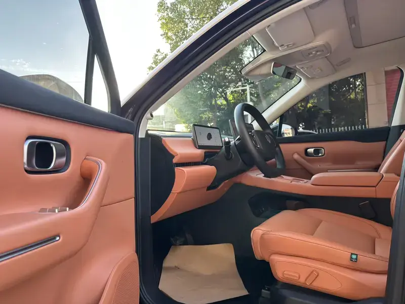 2024 Leapmotor C16 с пробегом 27 500 км